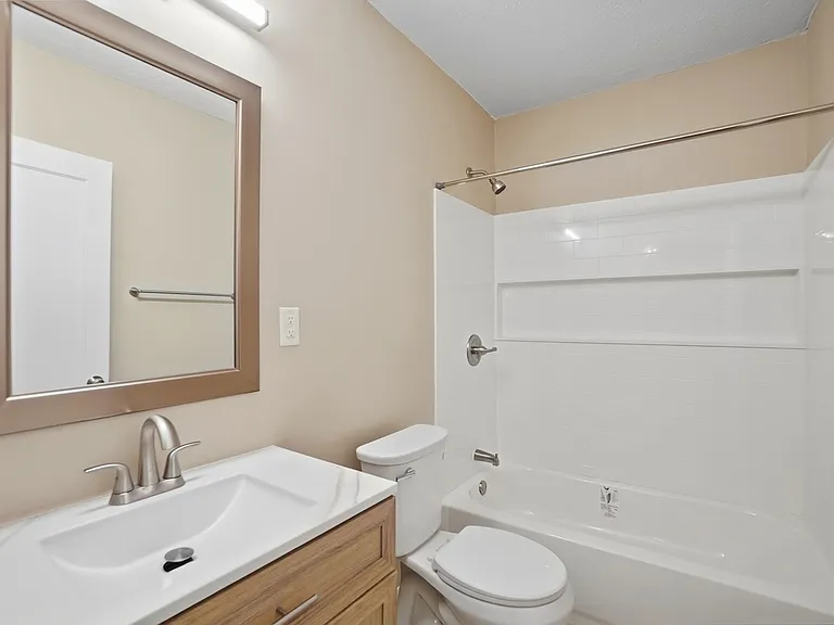 1028 Colwick Dr — Photo 15