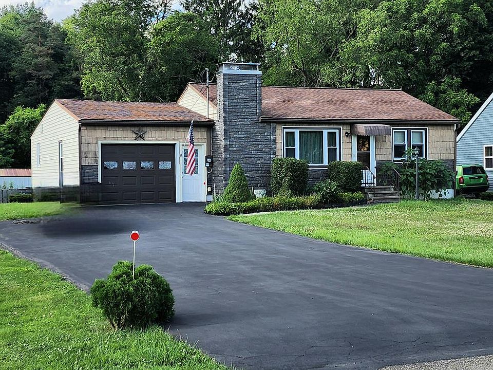 1st image of 1332 Mountain View Cir
