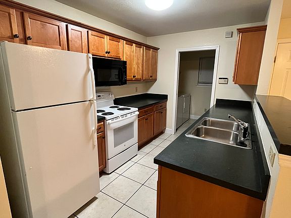 4th image of 724 W Georgia St #B