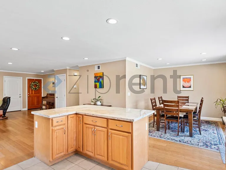 2211 Fountain Oaks Dr — Photo 15
