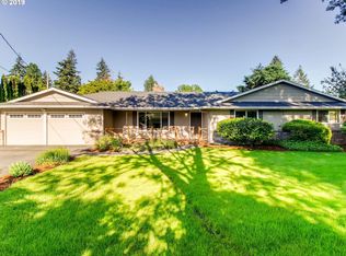 28600 SW Canyon Creek Rd S, Wilsonville, OR 97070