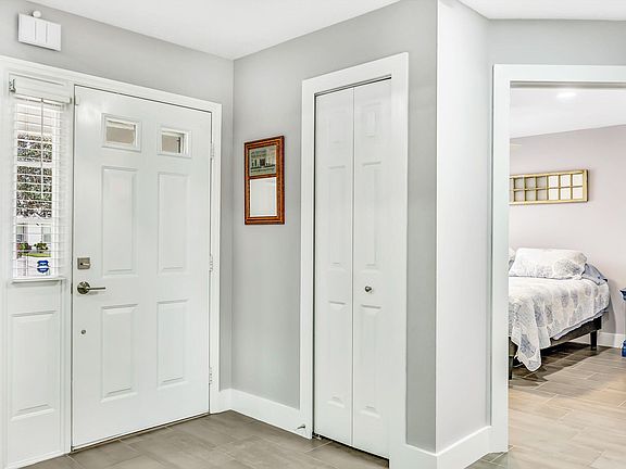 5th image of 3305 Celena Cir