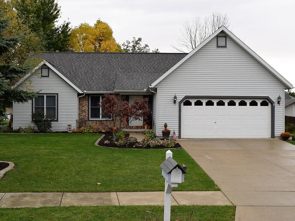 1st image of 217 Todd Ct
