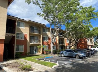 4175 N Haverhill Rd APT 911, West Palm Beach, FL 33417