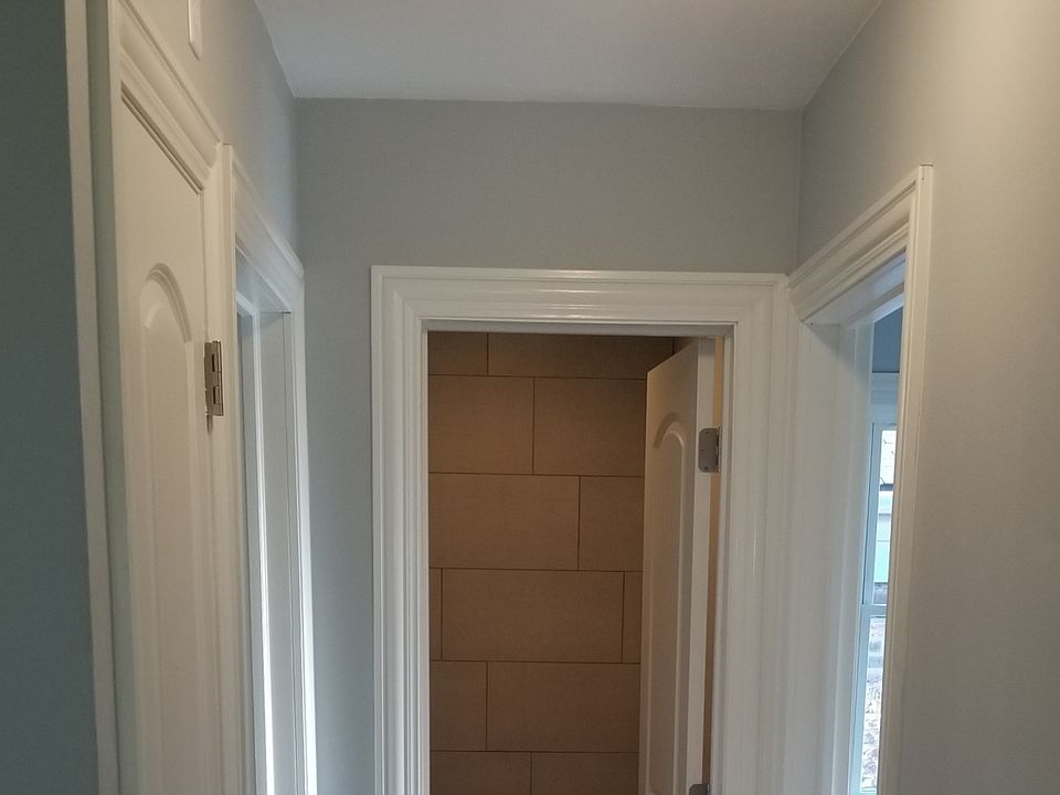 1st image of 5545 W Gladys Ave