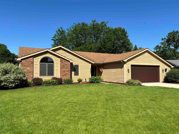6221 Verandah Ln, Fort Wayne, IN 46835