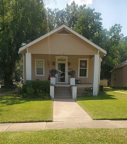 1st image of 2630 Dillard St