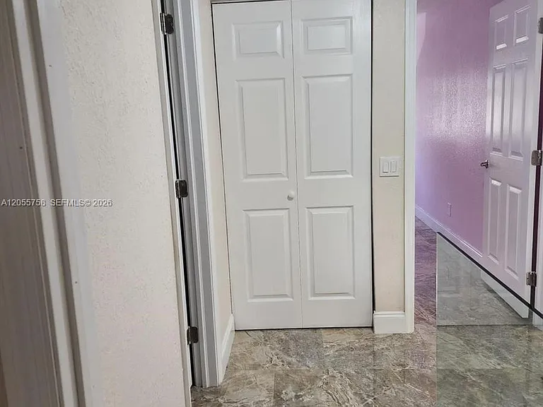 11130 N Lakeview Dr #1 — Photo 27