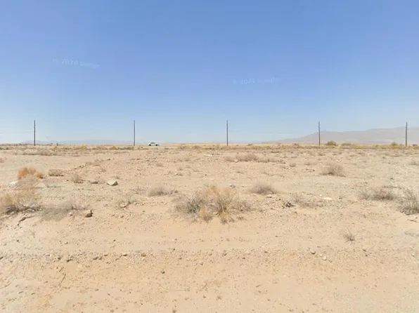 2483 Azure Ave, Thermal, CA 92274