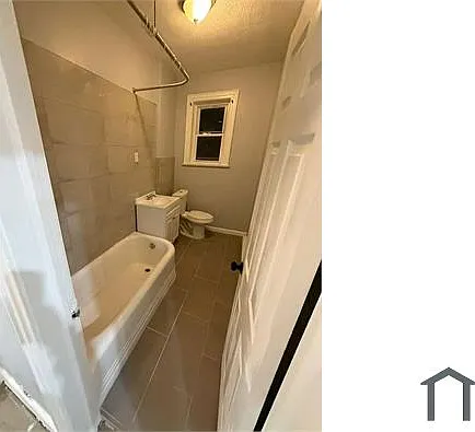 408 Leslie St — Photo 7