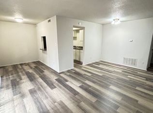 206 S Grove St #24, Urbana, IL 61802