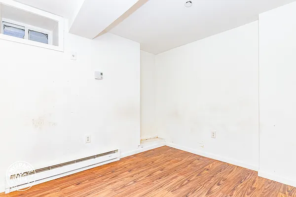 Rented by MySpaceNYC | media 47