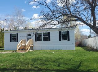 70 Shepherd Dr, Bangor, ME 04401