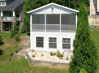 2895 Lakeside Dr, Harveys Lake, PA 18618