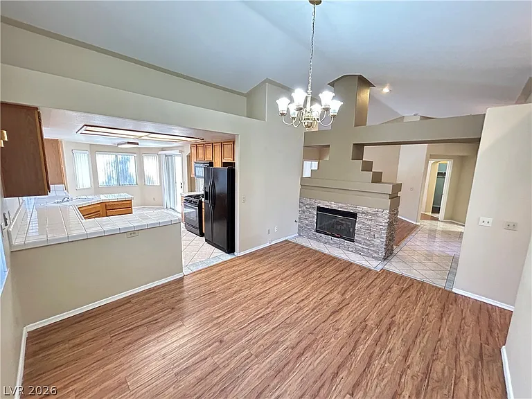 4552 Bradpoint Dr #0 — Photo 17