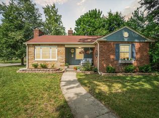 9901 Cranston St, Livonia, MI