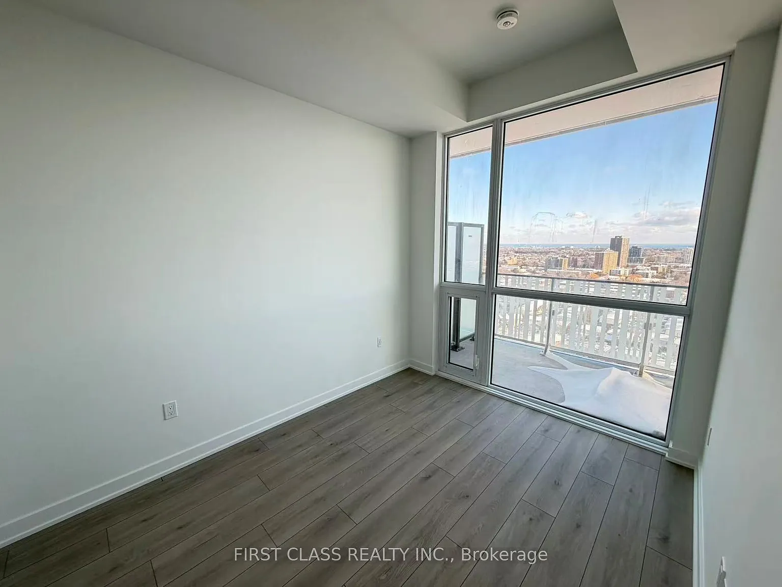 1 bed, $2,200 — Photo 4