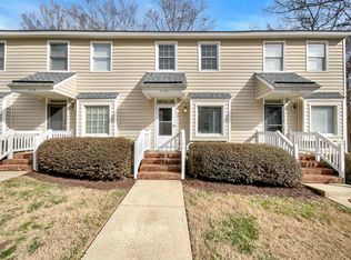 6132 Loch Laural Ln, Raleigh, NC 27613