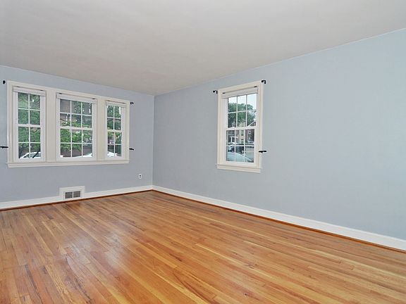 2nd image of 505 S Veitch St