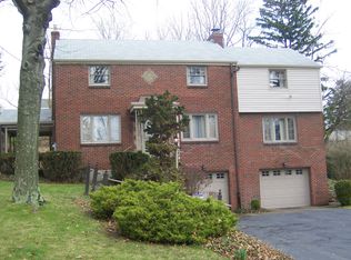 113 Heather Dr, Bethel Park, PA 15102