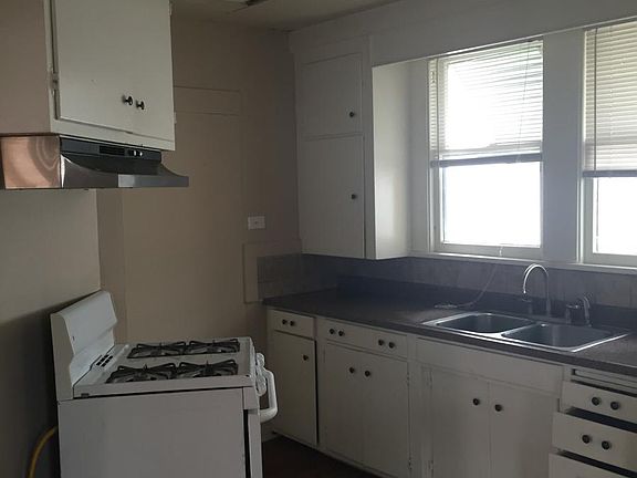 4th image of 1647 W Woodlawn Ave APT 2