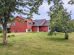 7411 Timber Ridge Dr, Rush City, MN 55069