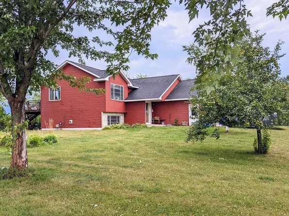 7411 Timber Ridge Dr, Rush City, MN 55069