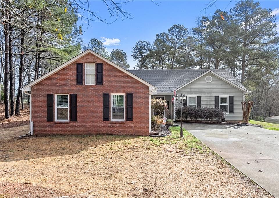 1st image of 4705 Bullock Bridge Rd