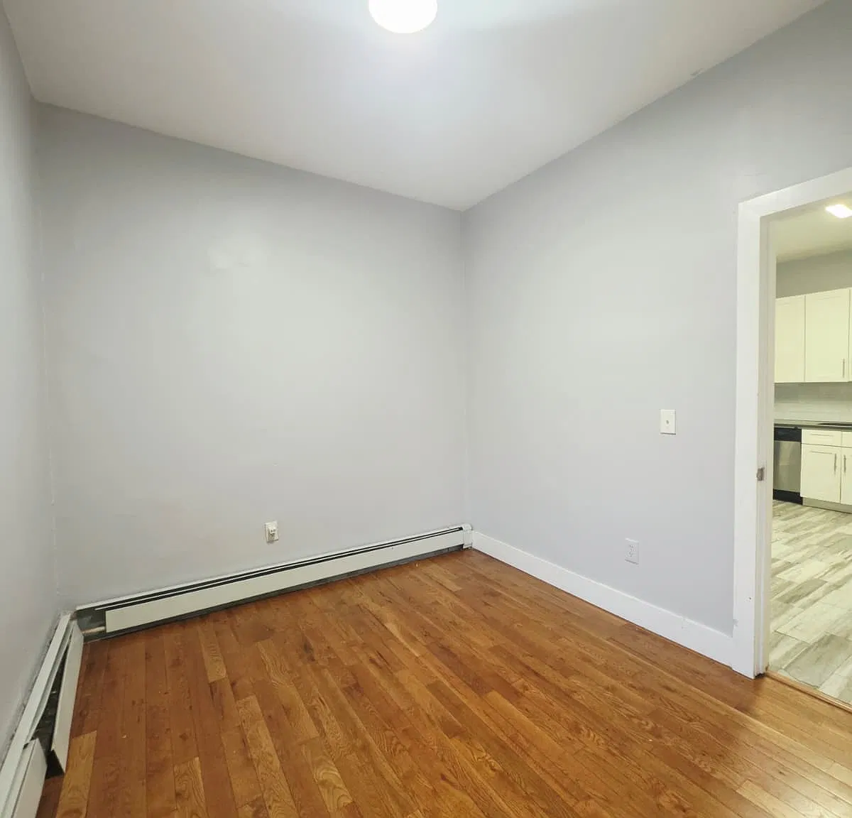 2 bed, 800 sqft, $1,995 — Photo 4