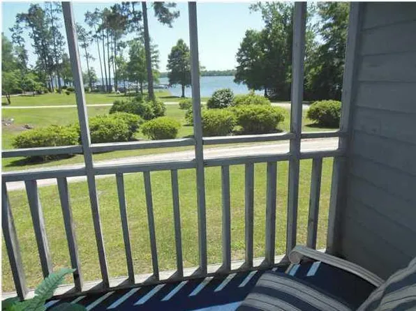 1099 Mill Creek Dr, Manning, SC 29102