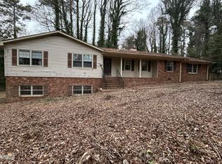 2912 Oxford Rd, Henderson, NC 27536