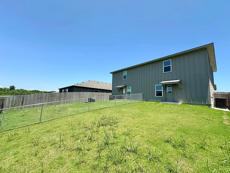 222B Dolphin Dr — Photo 33