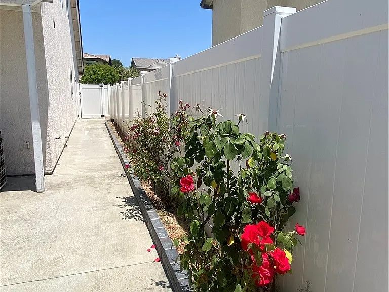 2117 Los Ranchitos Rd — Photo 39