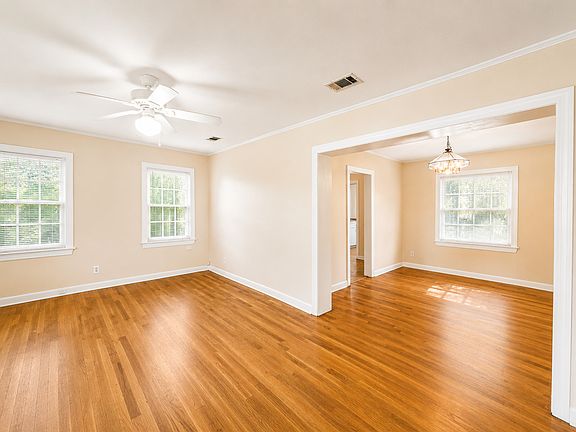 3rd image of 416 N 19th Ave