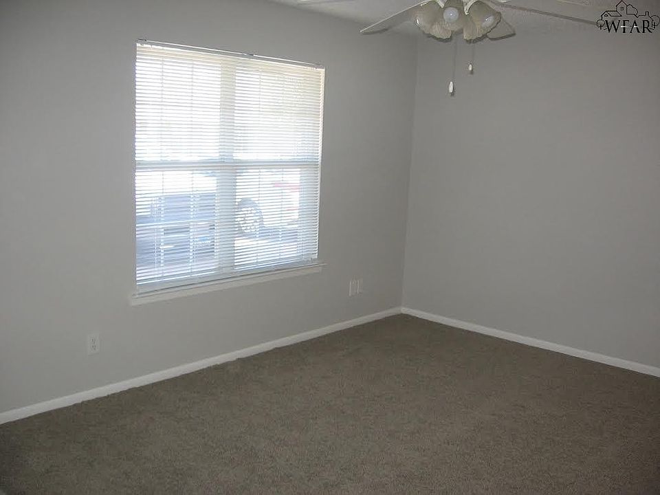 1st image of 1525 Trigg Ln APT 501