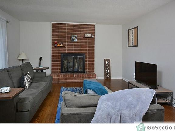3rd image of 111 Rainey Ave