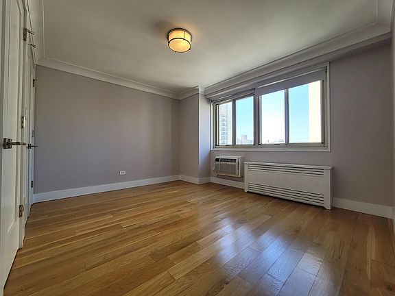 3rd image of 70 W 93rd St APT 23A