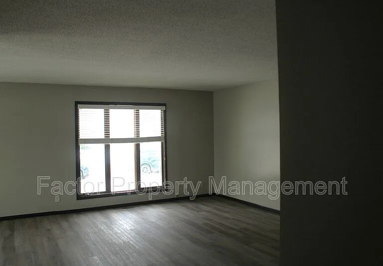 101 Heather Ln #1 — Photo 3