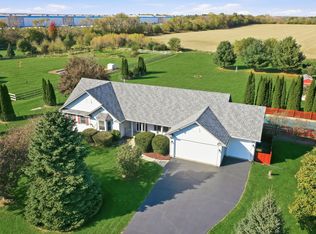 41W148 Charles Ln, Huntley, IL 60142