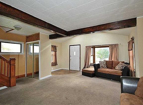 3rd image of 6 Fig Ave