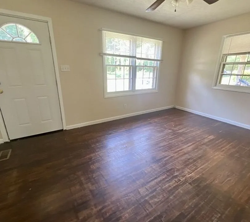 758 Forest Cir