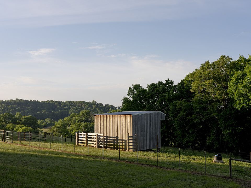52nd image of 3210 Morel Rd