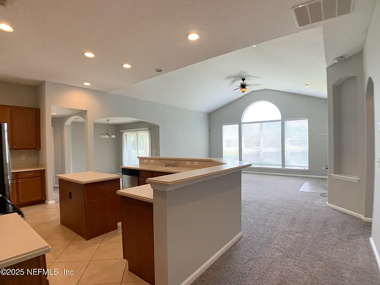 1213 Harbour Town Dr — Photo 12
