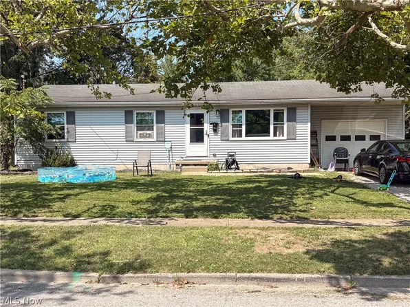 26 Edison St, Oberlin, OH 44074