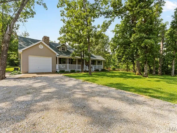 2004 Possum Hollow Rd, Farmington, MO 63640
