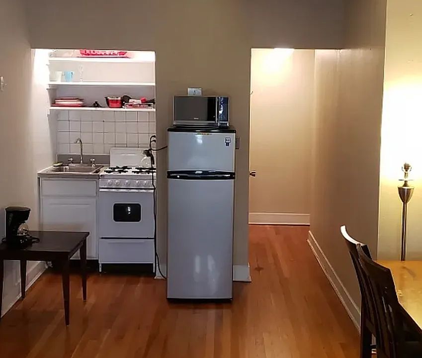 2nd image of 311 W 29th St APT 5C