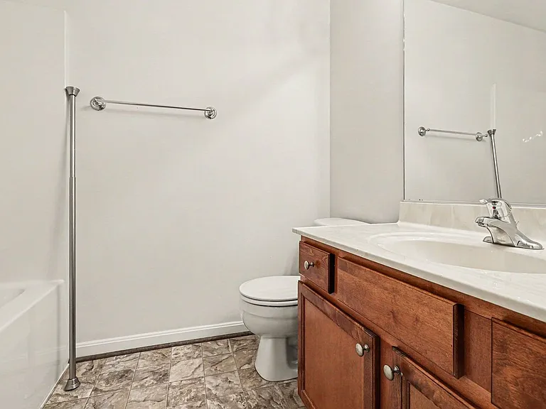 23043 Triple Crown Dr — Photo 9