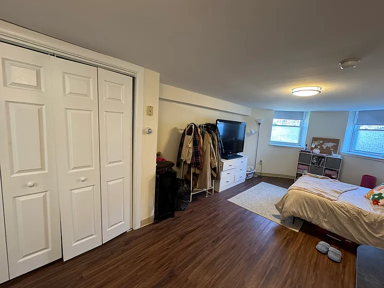 19 Mount Hood Rd #2A — Photo 3