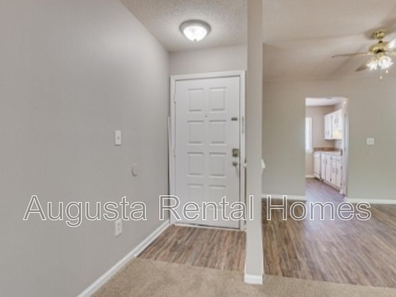2nd image of 2449C Jennings Rd
