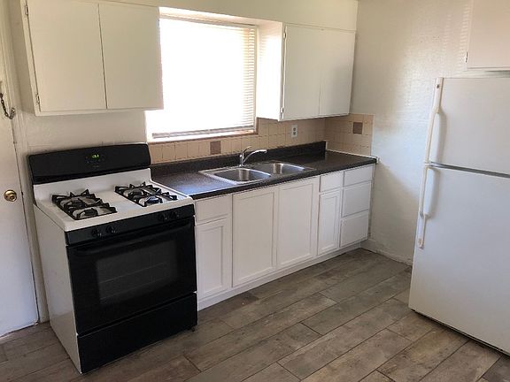Kitchen has new base cabinets